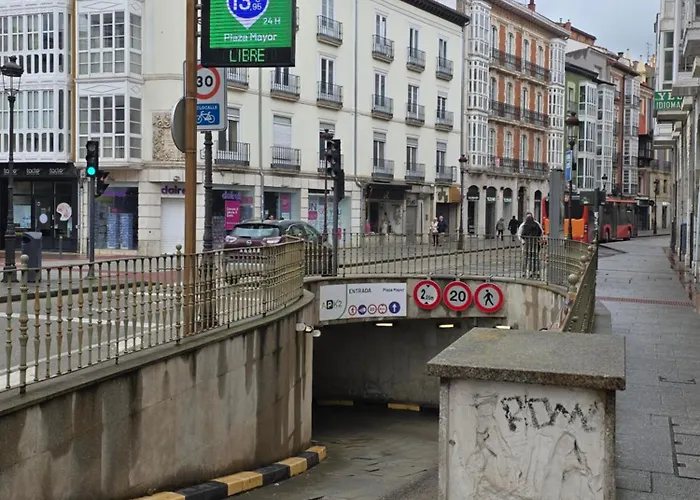 Edificio Aptos Turisticos - Burgos Centro Hc7